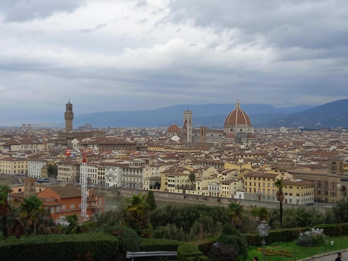 Hotel Tourist House Florence Exterior photo