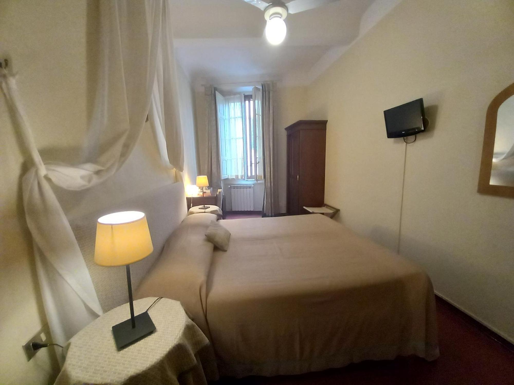 Hotel Tourist House Florence Room photo